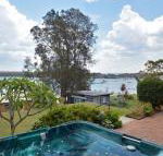 The House on the Lake at Fishing Point Lake Macquarie honestly put the line in  catch fish - Accommodation Mount Tamborine
