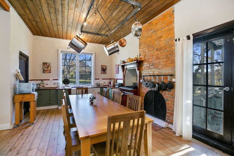 Taradale House Estate - Accommodation Mount Tamborine 7