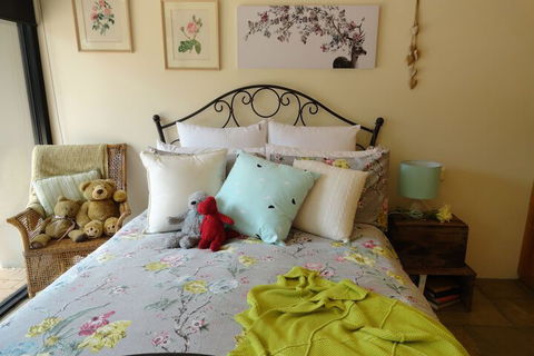 Down To Earth Farm Retreat - Accommodation Mount Tamborine 5