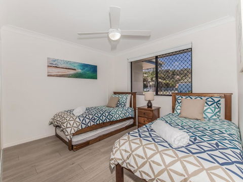 Coolum Waves Pet Friendly Holiday House - Accommodation Mount Tamborine 2