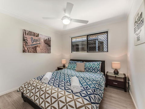Coolum Waves Pet Friendly Holiday House - Accommodation Mount Tamborine 1