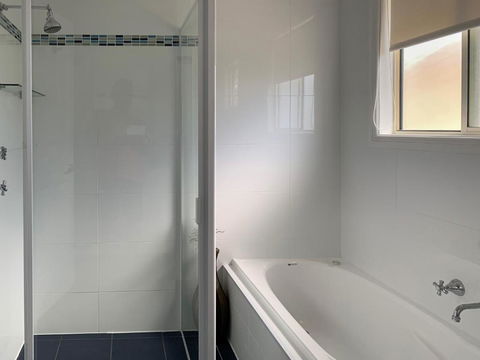 Island View 2 - Accommodation Mount Tamborine 1