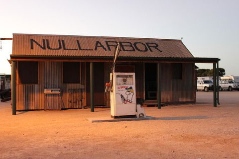 Nullarbor Roadhouse - Accommodation Mount Tamborine 1