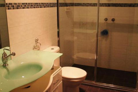 Lake Tyrrell Accommodation - Accommodation Mount Tamborine 4