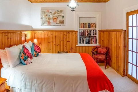 Brigham House - Accommodation Mount Tamborine 7