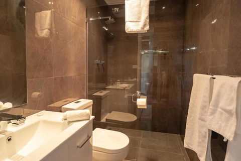 Brigham House - Accommodation Mount Tamborine 6
