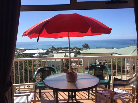 Penguin Seaside Homestay - Accommodation Mount Tamborine 4