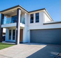 The Races Swanport - Accommodation Mount Tamborine