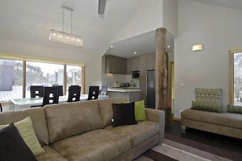 Bunny Box - Accommodation Mount Tamborine 1