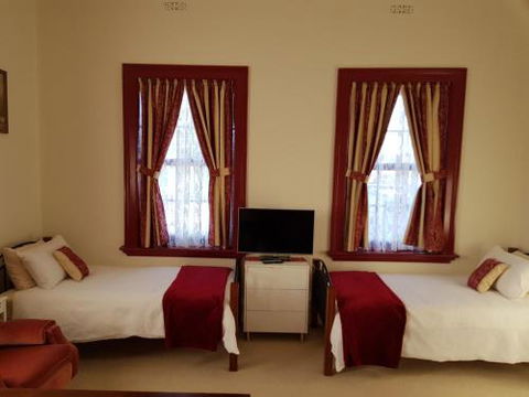 Blayney Post Office Bed & Breakfast - Accommodation Mount Tamborine 5