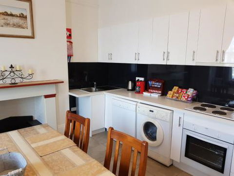 Blayney Post Office Bed & Breakfast - Accommodation Mount Tamborine 0