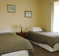 Logans Beach House  Apartments - Accommodation Mount Tamborine