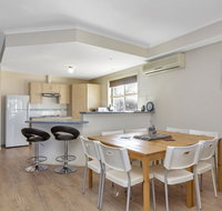 The Lighthouse - Accommodation Mount Tamborine