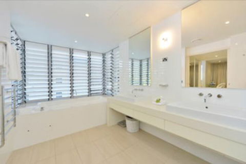 Drift Luxury Condos - Accommodation Mount Tamborine 2