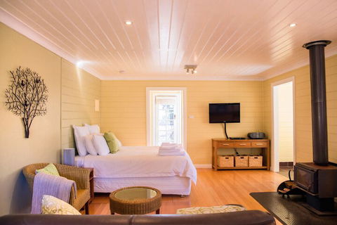 Avalon Private Spa Villa - Adults Only - Accommodation Mount Tamborine 1