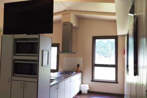 Khancoban Lakeside Caravan Park - Accommodation Mount Tamborine 3