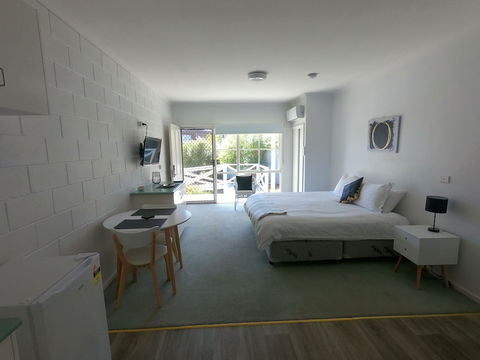 Geelong CBD Accommodation - Accommodation Mount Tamborine 4