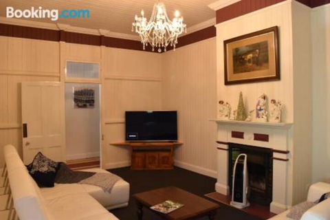 YesterYear On West - Accommodation Mount Tamborine 3