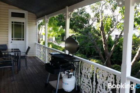 YesterYear On West - Accommodation Mount Tamborine 6