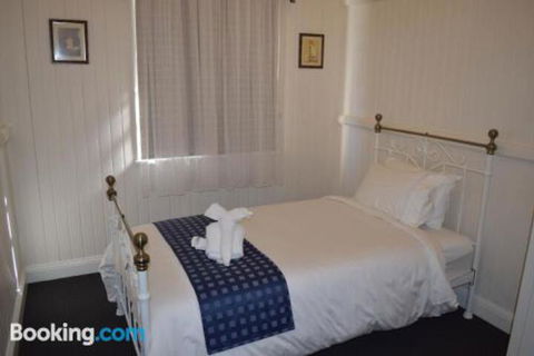 YesterYear On West - Accommodation Mount Tamborine 7