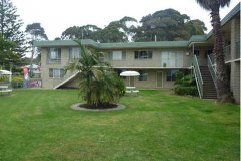 Unit 2 Breakaway Lodge - Accommodation Mount Tamborine 2