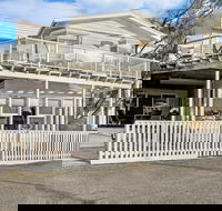 Boathouse Apartment - Accommodation Mount Tamborine