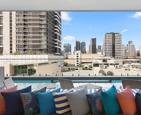 Arise Ivy And Eve - Accommodation Mount Tamborine 2