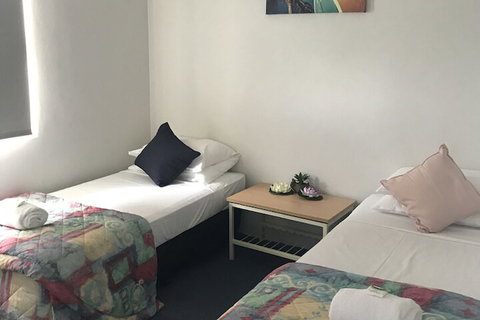Tin Can Bay Budget Accommodation - Accommodation Mount Tamborine 5