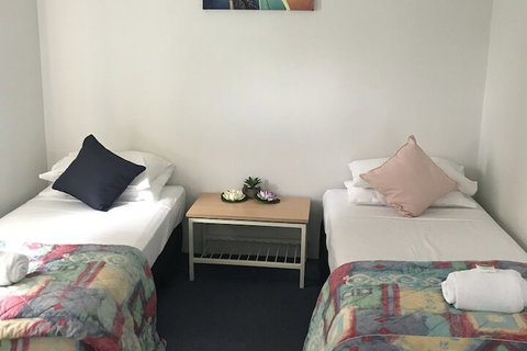 Tin Can Bay Budget Accommodation - Accommodation Mount Tamborine 2