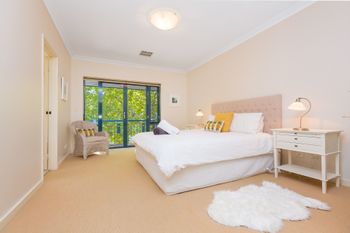 Luxurious Perth Townhouse - Accommodation Mount Tamborine 0