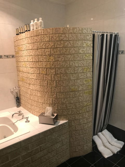 Atina Rocks Country Homestead - Accommodation Mount Tamborine 3