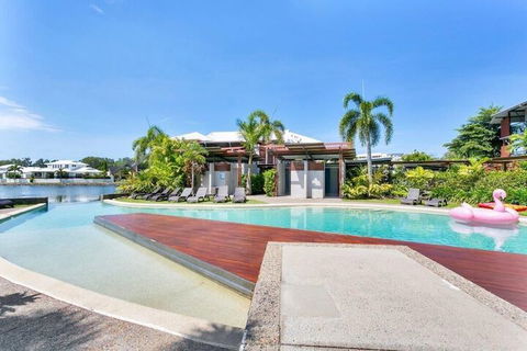 Tropical Beachside Escape At Zilara With Private Pool - Accommodation Mount Tamborine 2