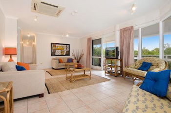 Palm Cove Penthouse Accommodation - Accommodation Mount Tamborine 4