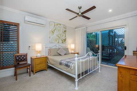Lakehouse Family Oasis - Accommodation Mount Tamborine 6