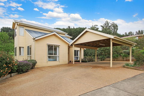 Alpine Vista - Short Walk To Town Centre - Accommodation Mount Tamborine 2