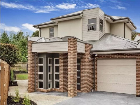 Signature Townhouse In Doncaster - Accommodation Mount Tamborine 1