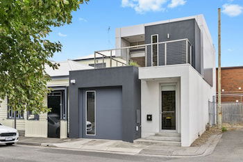Cogens Place - Accommodation Mount Tamborine 0