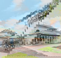 Occy's at Fingal Bay - Accommodation Mount Tamborine