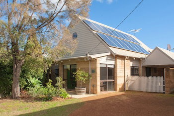 Dunsborough WA Accommodation Mount Tamborine