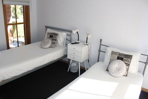 East Doncaster At Tunstall - Accommodation Mount Tamborine 7