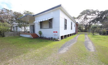 Muller's Cottage At Hat Head - Accommodation Mount Tamborine 0