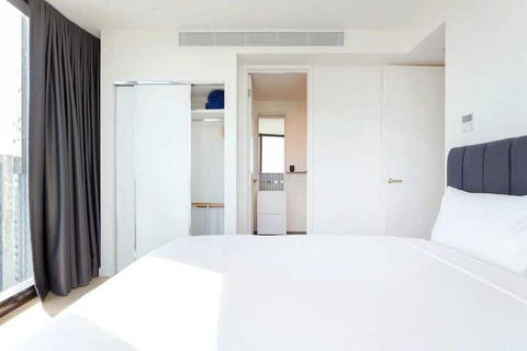 MYROOM At ShadowPlay - Accommodation Mount Tamborine 4