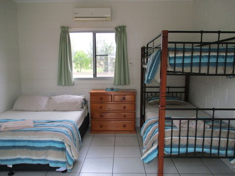Ingham Tourist Park - Accommodation Mount Tamborine 2