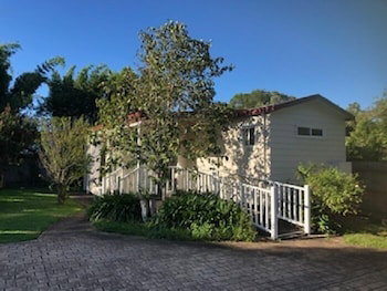 Little Gem - Accommodation Mount Tamborine 0