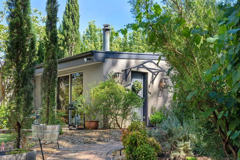 Adelaide Hills Retreats - Accommodation Mount Tamborine 1