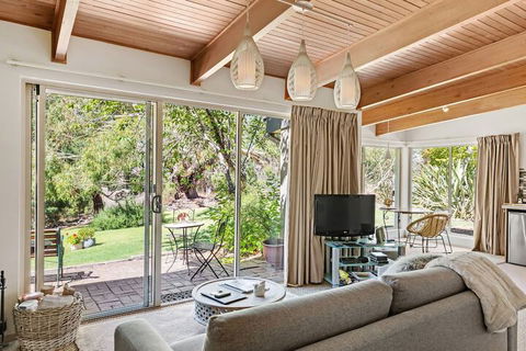 Adelaide Hills Retreats - Accommodation Mount Tamborine 6