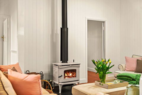 Frangipani House - Accommodation Mount Tamborine 7