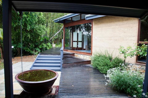 Anagama House & Studio - Accommodation Mount Tamborine 6