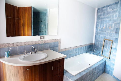 Anagama House & Studio - Accommodation Mount Tamborine 3