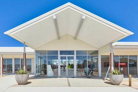 RAC Monkey Mia Dolphin Resort - Accommodation Mount Tamborine 1